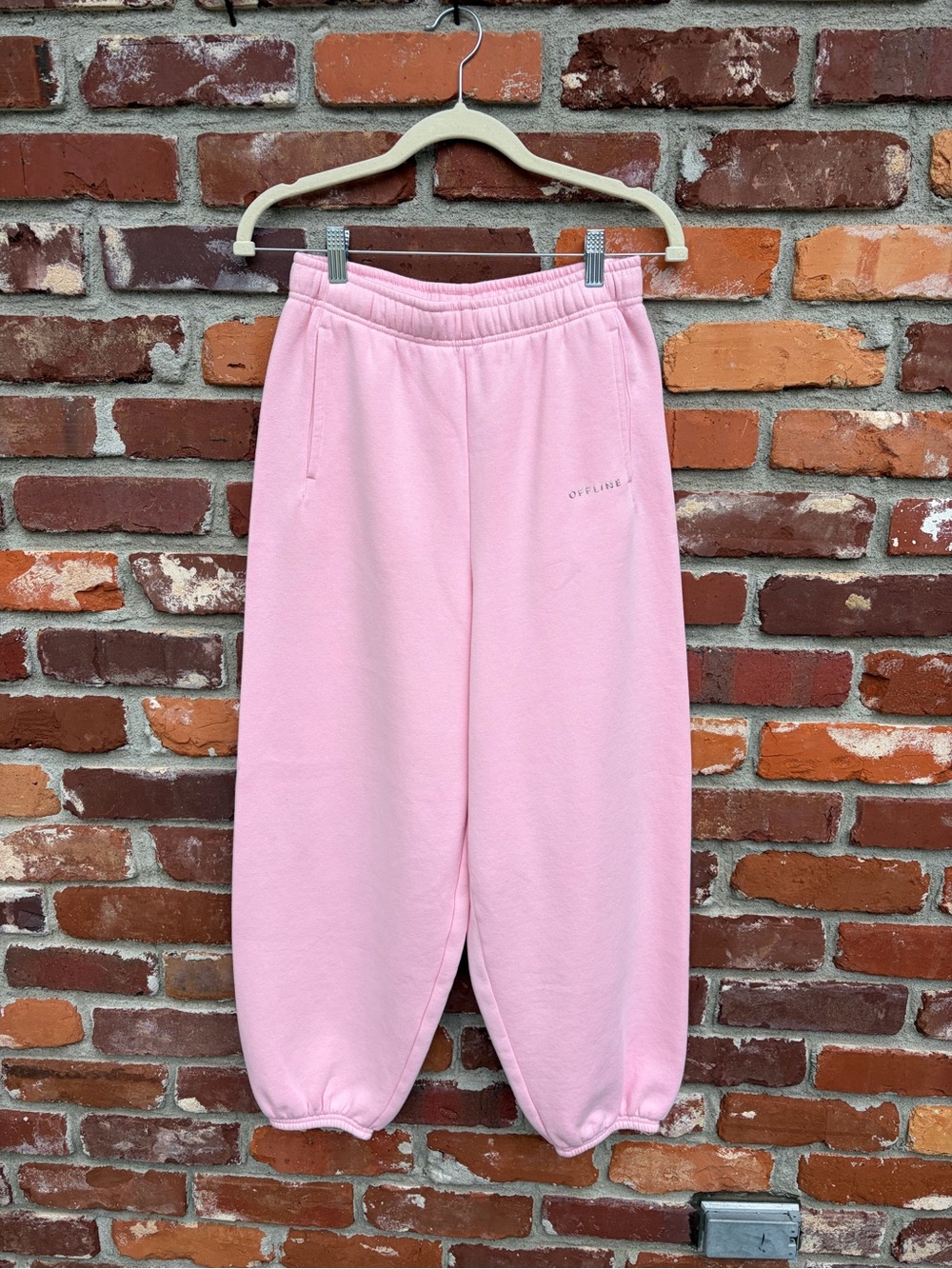 NWOT Offline by Aerie Baggy Fit